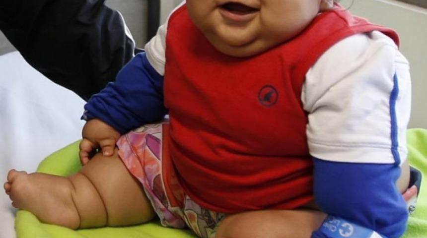 Fast Food'un Başımıza Musallat Ettiği Obezitenin Ağına D&uuml;şm&uuml;ş 10 Minik