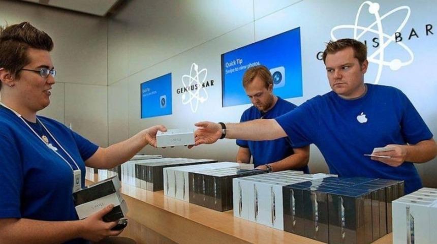 Apple Mağazası &Ccedil;alışanlarının Size S&ouml;ylemek İstediği Ama S&ouml;yleyemediği 13 Şey