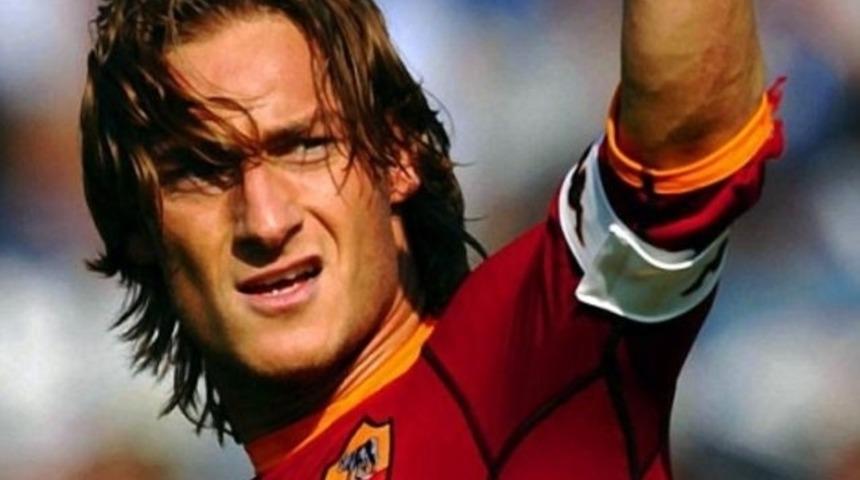 1980 Sonrasından, Kul&uuml;plerine En Bağlı 10 Yıldız Futbolcu.