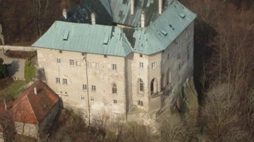 Korkutucu Tarihleriyle; Avrupa'nın En Lanetli 7 Şatosu