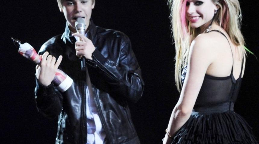 ''Başarı Irsi Bir Şey Demek Ki...'' Dedirten 10 &Uuml;nl&uuml; Kuzen &Ccedil;ift