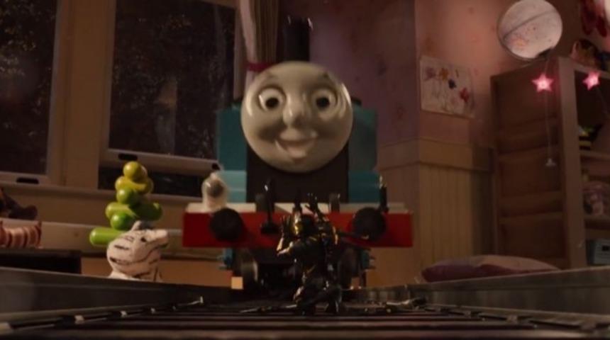 Ant-Man En Komik Sahneleri, Aynı Zamanda Birer &Uuml;r&uuml;n Yerleştirmesiydi: Y&ouml;netmeni İşin Sırrını A&ccedil;ıklıyor!