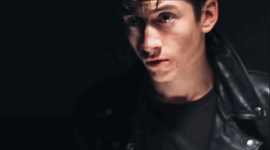  &Uuml;n&uuml; Gruplarını Aşmış 11 Solist