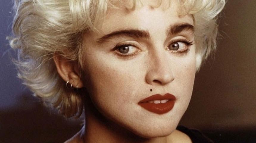 80'lerin Geri D&ouml;nen 11 G&uuml;zellik Trendi