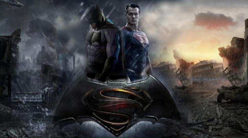 Şimdi Bu General Zod'un Batman v. Superman'de Yüzgeçleri Var Mı Yok Mu?