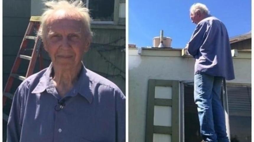 Evinin &Ccedil;atısını Tamir Etmeye &Ccedil;alışan Yaşlı Adamı G&ouml;ren Komşusu Facebook Aracılığıyla İnsanlardan Yardım İsteyince...