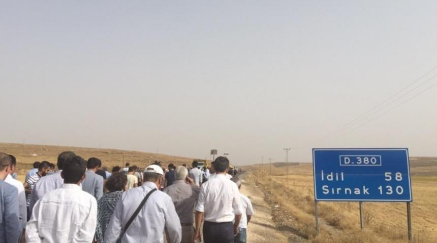 Cudi Dağından Cizre'ye Doğru Y&uuml;r&uuml;yenler #Cizre Hashtag'inde Detayları Paylaşıyor! 