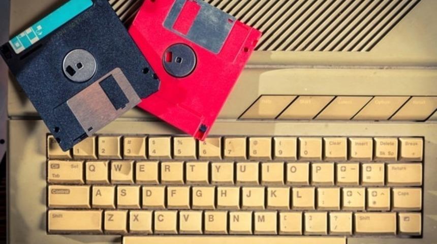 90'larda &Ccedil;ocukluğumuza İmzasını Atan 10 Teknoloji