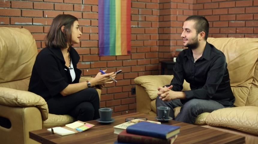 Kaos GL Edit&ouml;r&uuml; ve LGBTİ Aktivisti Yıldız Tar: "Ali Ahmet&rsquo;i sevebilir. Bu en az Ali ile Ayşe arasındaki aşk kadar normaldir"