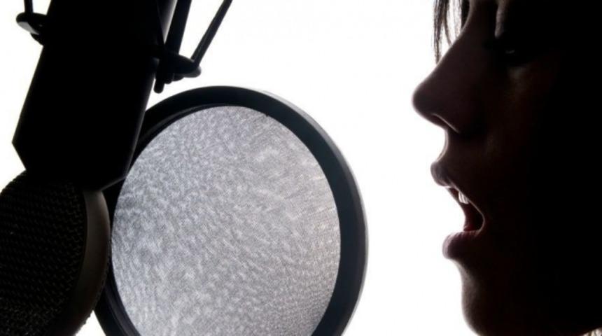 Kendi Sesimiz Neden Bize Başkalarına Geldiğinden Farklı Gelir?