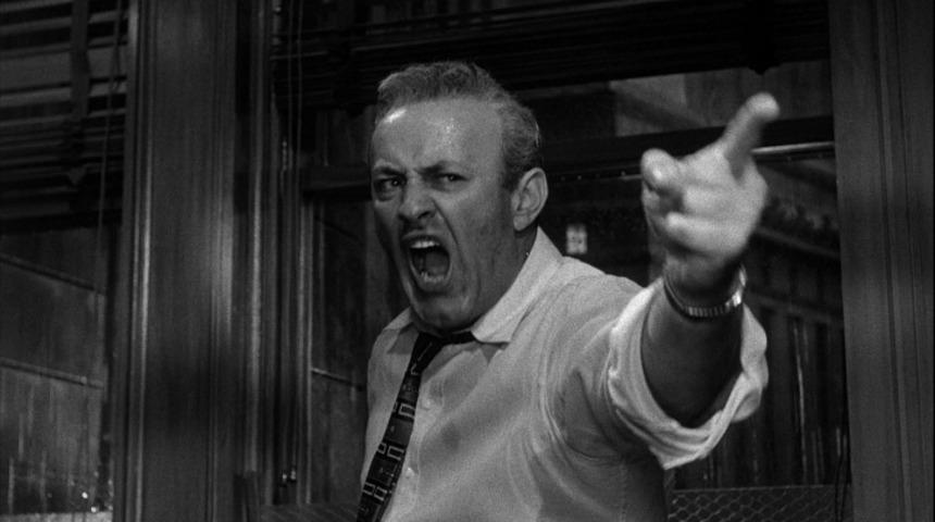 İnsan İlişkilerinde Sağlam İletişimi &Ouml;ld&uuml;ren 7 Yıkıcı Alışkanlık