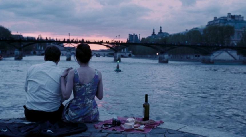 Kız Arkadaşınızı Romantik Modlara, Sıcak Atmosferlere Sokacak 10 Film