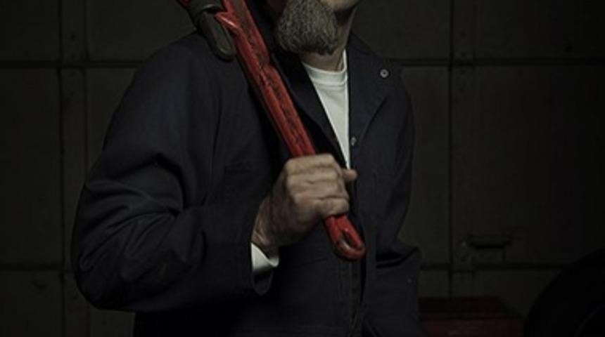 Bir Oto Tamirhanesinde R&ouml;nesans D&ouml;nemininin En &Uuml;nl&uuml; Eserleri Yeniden Hayat Bulursa