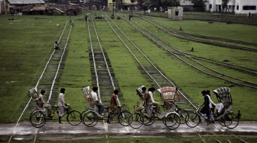 D&uuml;nya'nın Farklı Yerlerinden Dibinizi D&uuml;ş&uuml;recek 'Yol' Manzaraları