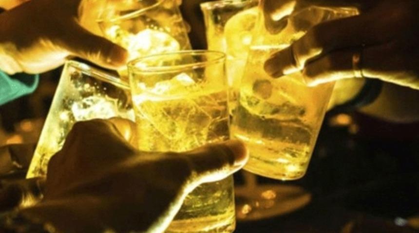 İngilizler Neden &Ccedil;ok İ&ccedil;er?