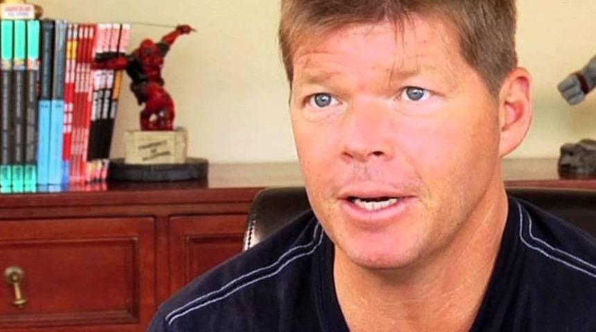 &Ccedil;izdiği KAPTAN AMERİKA T&uuml;m İnternette Dalga Konusu Olan Adam, MARVEL'a Geri D&ouml;n&uuml;yor!