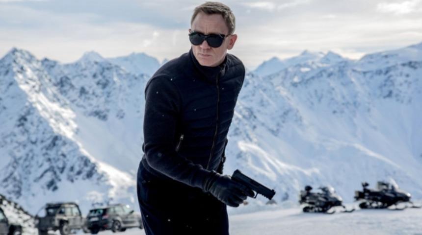 Eleştirmenlere Göre Spectre Daniel Craig Döneminin En Kötü Bond Filmi!