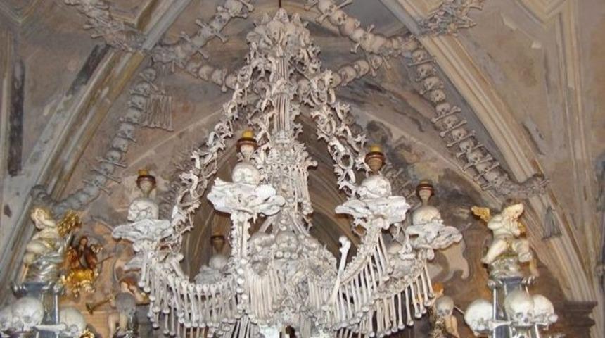 İnsan Kemikleriyle Dolu ‘Seldec Kostnice’ Kilisesi'nin Sırrı
