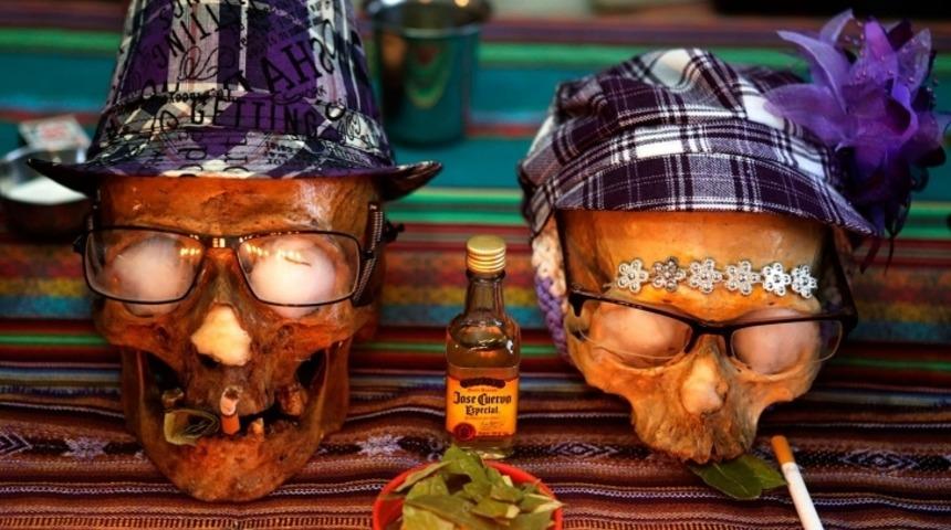 T&uuml;yler &Uuml;rperten, Korkun&ccedil; Festival : "Kafatasları G&uuml;n&uuml;"