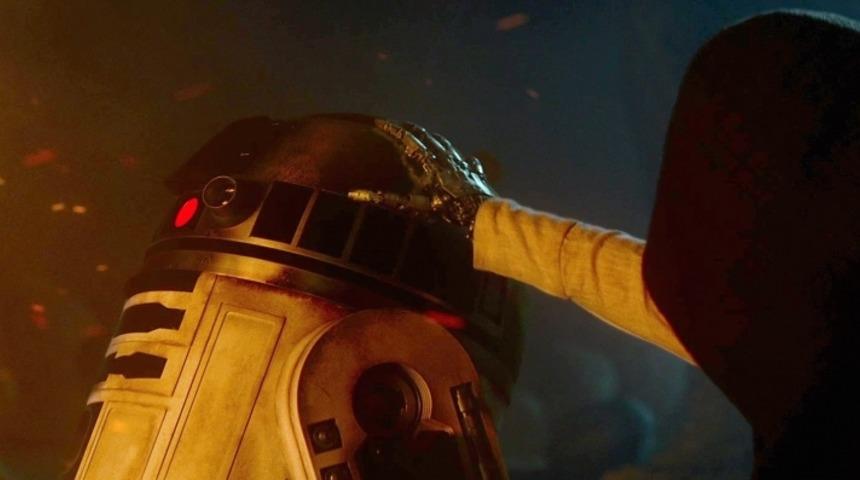 Star Wars Hayranları Toplanın: Fragmanlarda Bile Görünmeyen Luke Skywalker'ın Filmde Nasıl Göründüğü İnternete Sızdı!