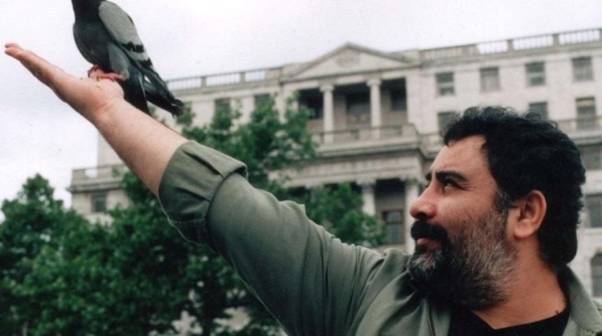 &Ouml;ld&uuml;ğ&uuml;ne İnanılmayan &Uuml;nl&uuml;ler