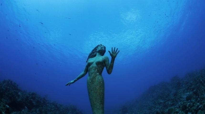 Okyanusların Altındaki B&uuml;y&uuml;leyici Gizem; Su Altı Heykelleri