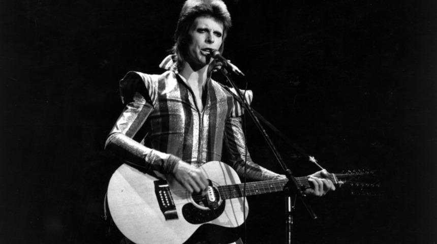 Kansere Yenik Düşen Glam Rock'ın Kralı  David Bowie Hakkında Bilmeniz Gerekenler