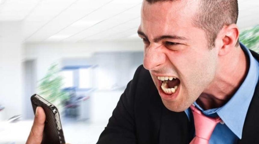 Bizi Çileden Çıkaran, Telefonu Fırlatmamıza Yol Açan Müşteri Hizmetleri Krizi!