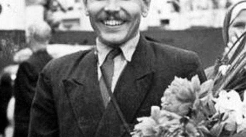 Kendi Kendini Ameliyat Edip Tıp Tarihine Geçen Doktor: Leonid İvanoviç Rogozov