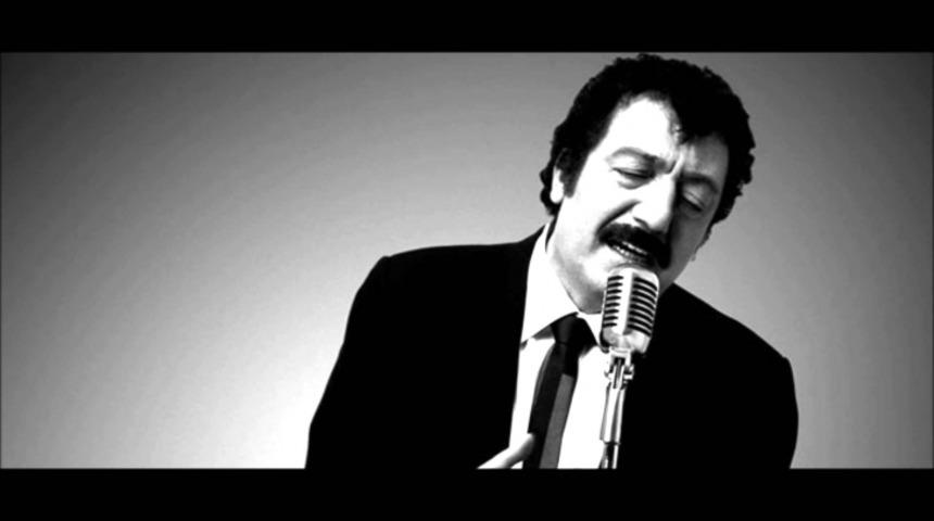 Yıllar Geçse de Hafızalardan Silinmeyecek Müslüm Gürses Şarkıları