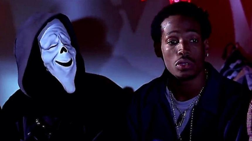 Korktuğumuz Zaman Neden G&uuml;leriz?