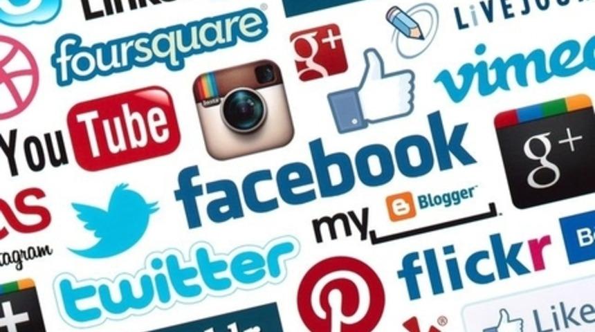  Can We Guess Your Favourite Supermodel Based On Your Most-Used App?