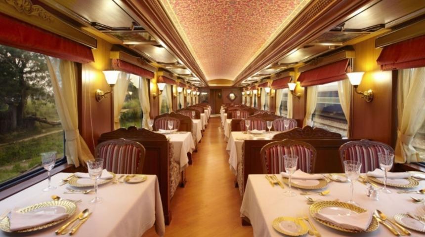 Beş Yıldızlı Otelleri Solda Sıfır Bırakan Hindistan'ın En L&uuml;ks 3 Treni