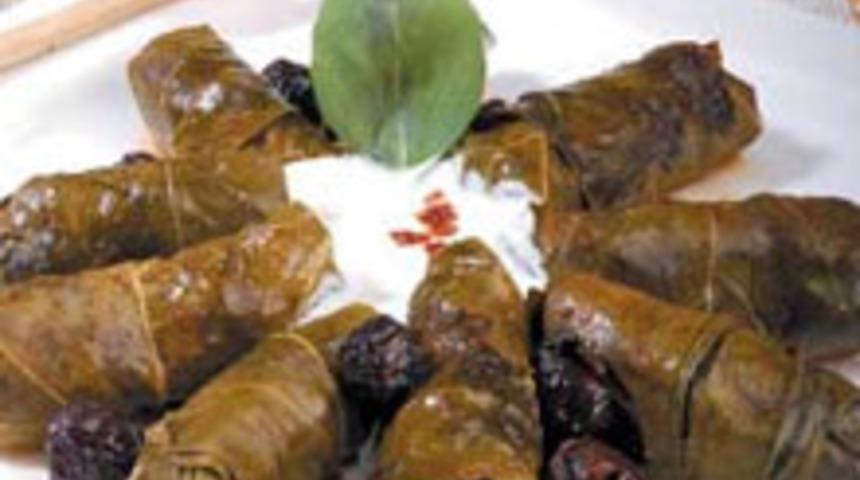 Vişneli Etli Yaprak Sarma