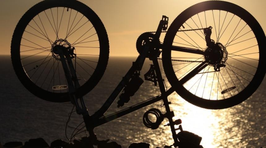 Bisiklet s&uuml;rmek cinsel sağlığı olumsuz mu etkiliyor?