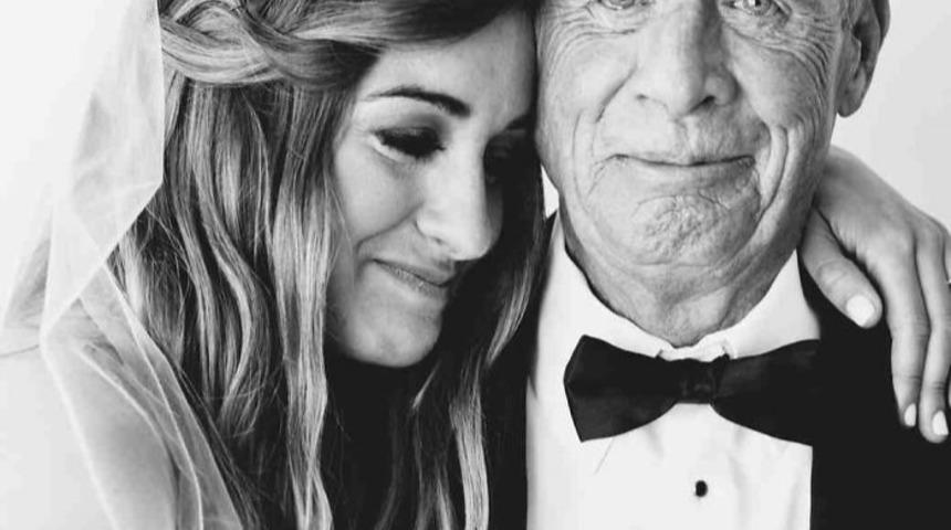 D&uuml;ğ&uuml;n g&uuml;n&uuml; kızlarını g&ouml;ren babalar ve tutulamayan g&ouml;z yaşları