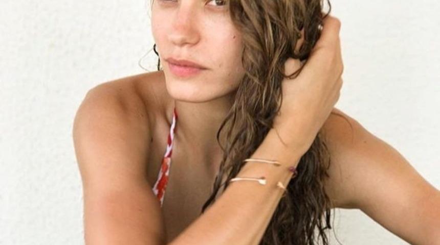 Makyajsız g&ouml;rmeye alışık olmadığımız 20 &uuml;nl&uuml;m&uuml;z&uuml;n doğal halleri!