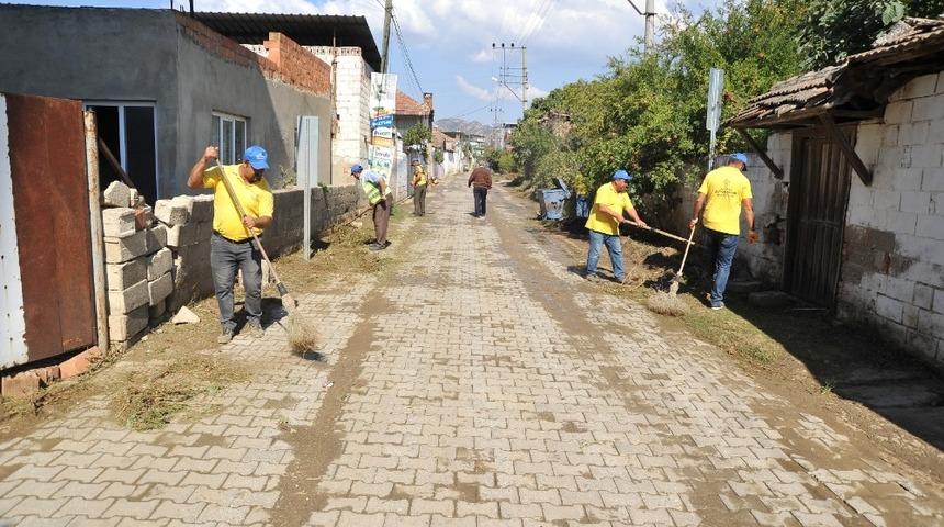 B&uuml;y&uuml;kşehir Nazilli Durasıllı&rsquo;da &ccedil;evre temizliği yaptı