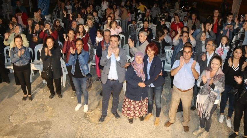 Yenidoğan Mahallesi&rsquo;nde halk konseri