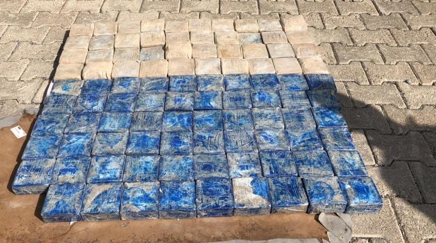 Van&rsquo;da BİR minib&uuml;ste 49 kilo eroin ele ge&ccedil;irildi