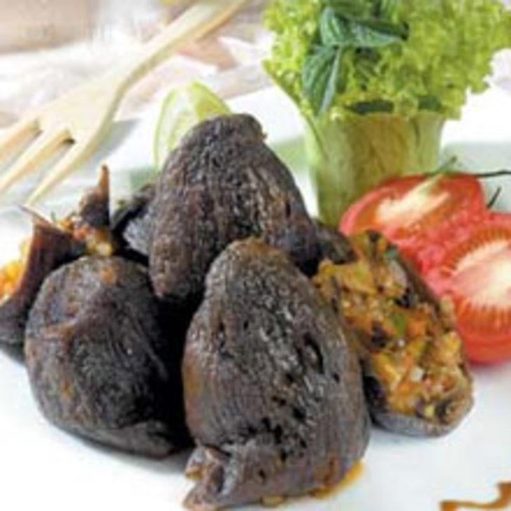 Kuru Patlıcan Dolması
