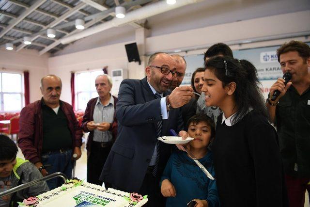 Başkan Üzülmez, özel çocukların yalnız bırakmadı