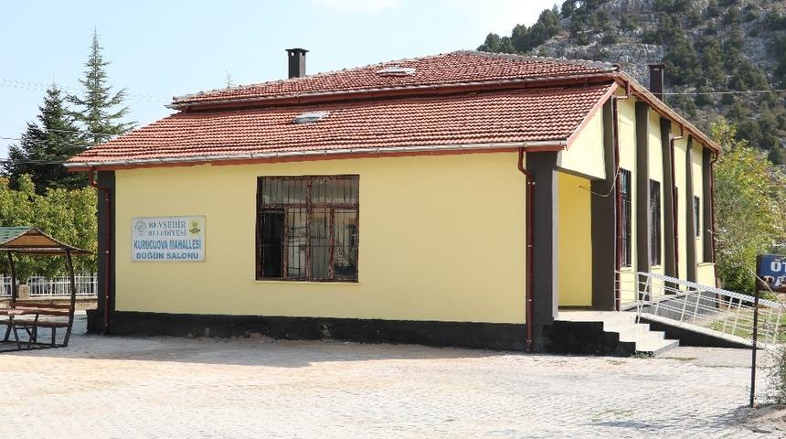 Beyşehir Belediyesi, 11 dış mahalleye d&uuml;ğ&uuml;n salonu kazandırıyor