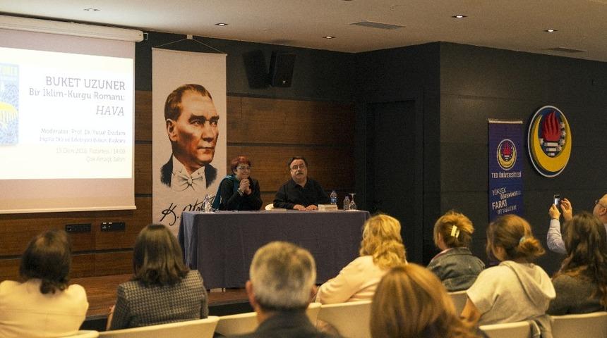 Yazar Buket Uzuner TED&Uuml;&rsquo;l&uuml;lerle bir arada