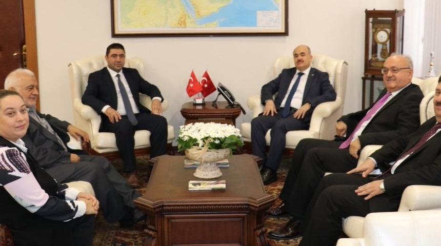 Kızılay yeni y&ouml;netimden ilk ziyaret