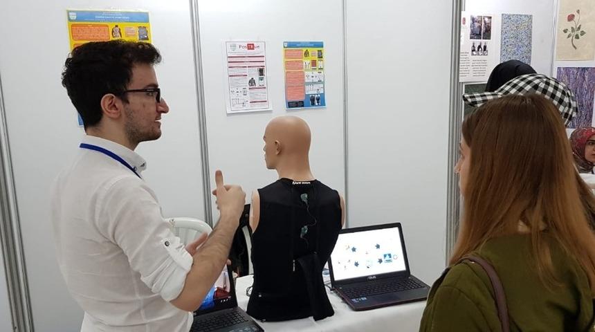 KB&Uuml; Tıp M&uuml;hendisliği mezunlarından &lsquo;duruş bozukluğu&rsquo;nu &ouml;nleyecek buluş