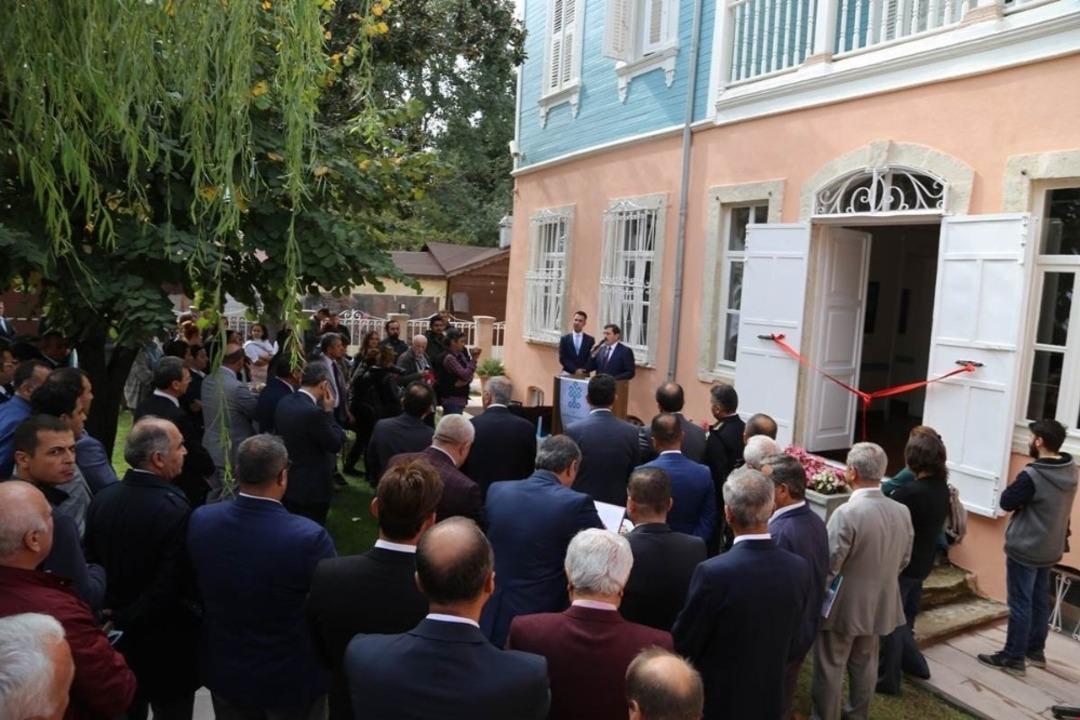 &ldquo;2018 Troya Yılı&rdquo;nda Gen&ccedil; Sanat: Afiş Tasarım Yarışması Sergisi