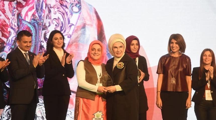 Girişimci Kadın &Ccedil;ift&ccedil;iler &Ouml;d&uuml;l T&ouml;reni&rsquo;nde Kayseri Birinci Oldu