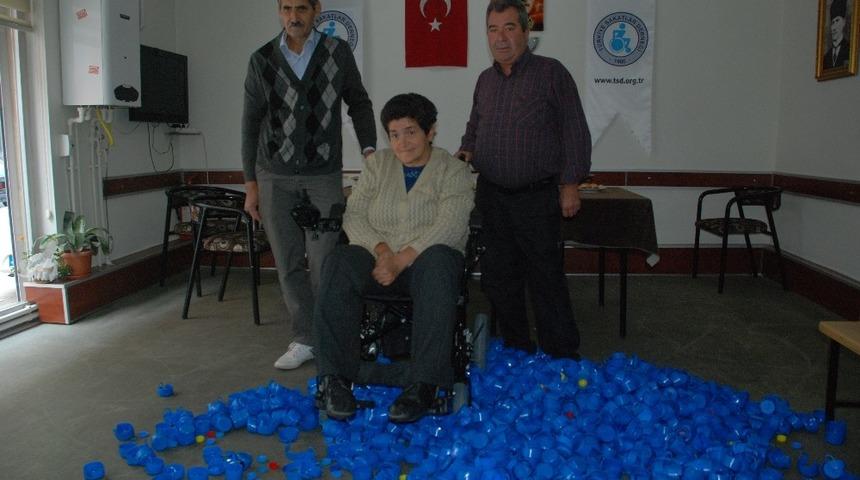 Mavi kapak kampanyasında 136. tekerlekli sandalye