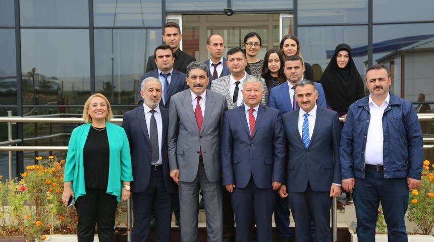 Develi ilçe protokolü öğrencilerle buluştu